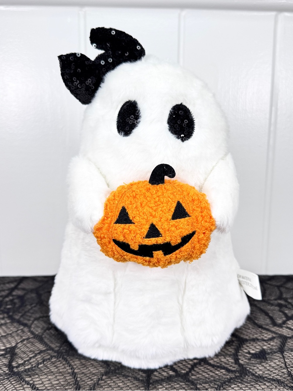 NEW Ghost Holding a Pumpkin Halloween Plush